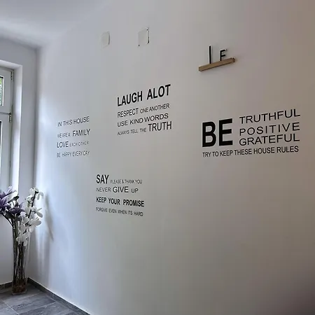 Up Resistances G Apartment Baden Exterior photo