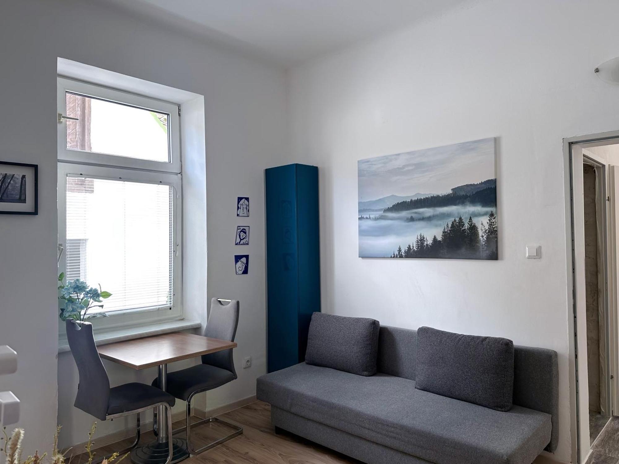 Apartment Up Resistances G *